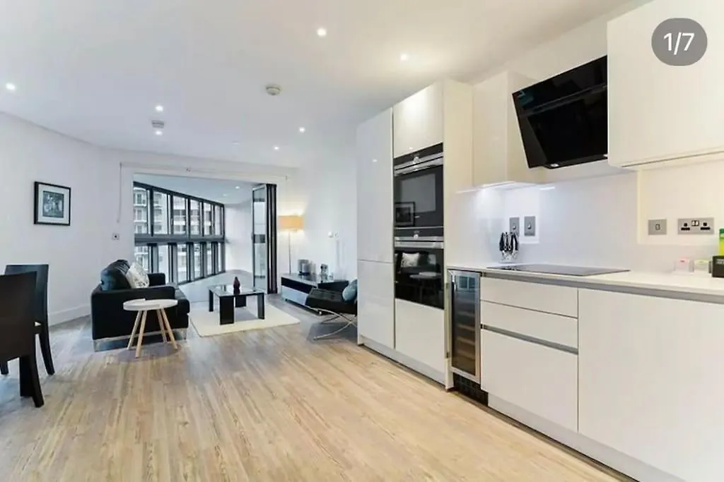 Lux 2 Bdr Apartment In Eastend Near Aldgate East Station London
